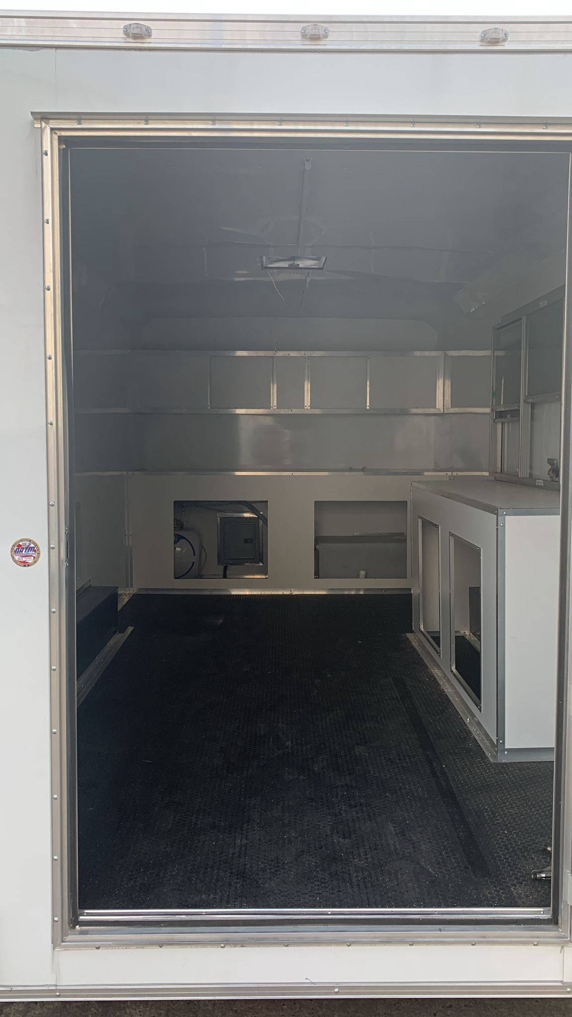 Trailer Ready To Go - By Chef Units