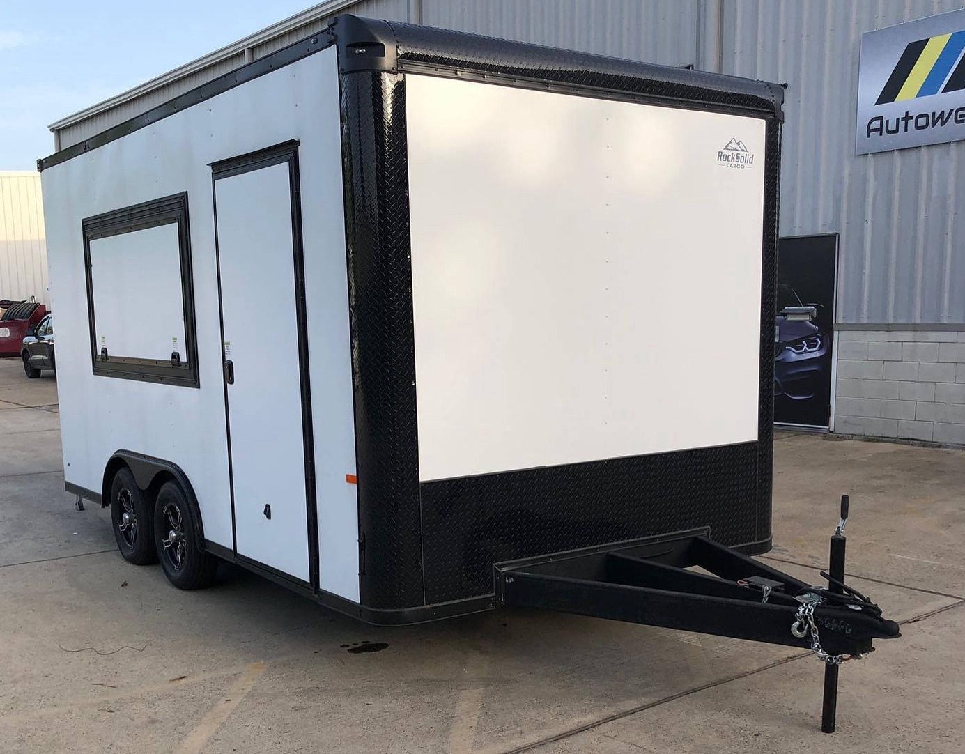 Trailer Ready To Go - By Chef Units