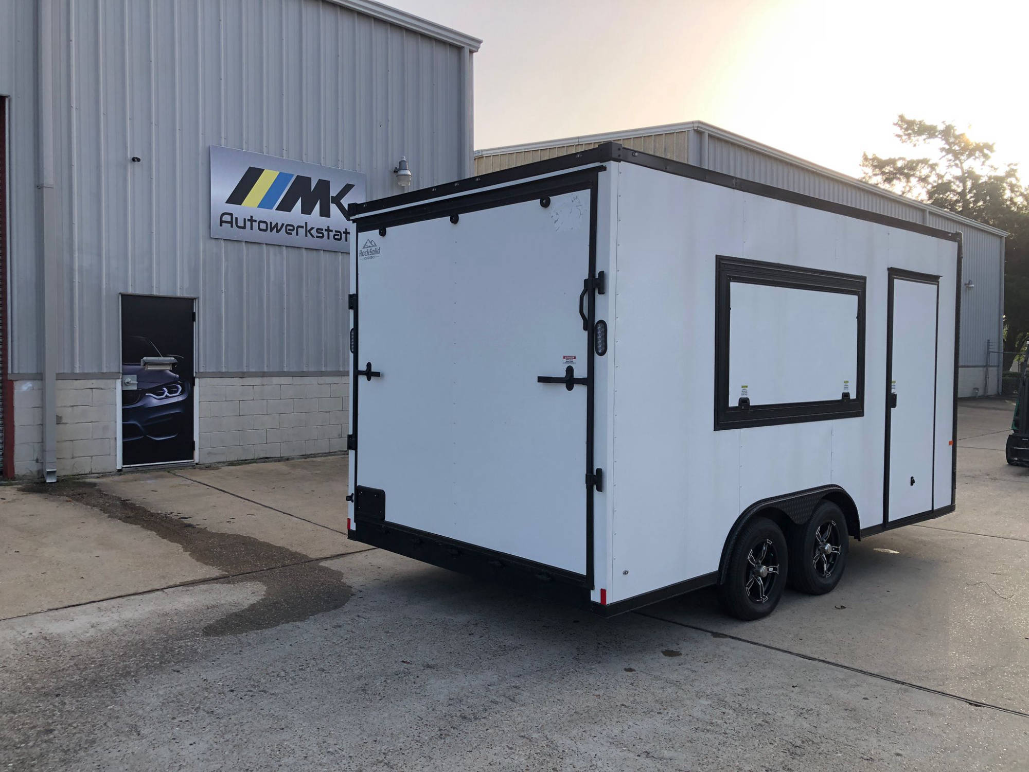 Trailer Ready To Go - By Chef Units